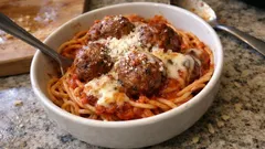 Zapečené špagety s mletým masem: jednoduchá večeře z jedné mísy