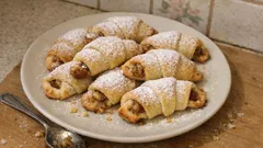 Tvarohové rohlíčky s jablečnou náplní: vláčné, voňavé a bez kynutí