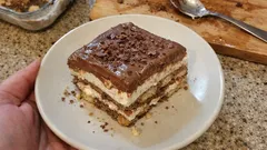 Smetanový zákusek s piškoty a Nutellou: rychlý nepečený dezert ke kávě