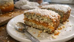 Vláčný makovec s meruňkovou marmeládou a kokosem: jednoduchý recept ke kávě