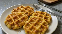 Slané vafle ze starých rohlíků: rychlá záchrana, když zbyde pečivo